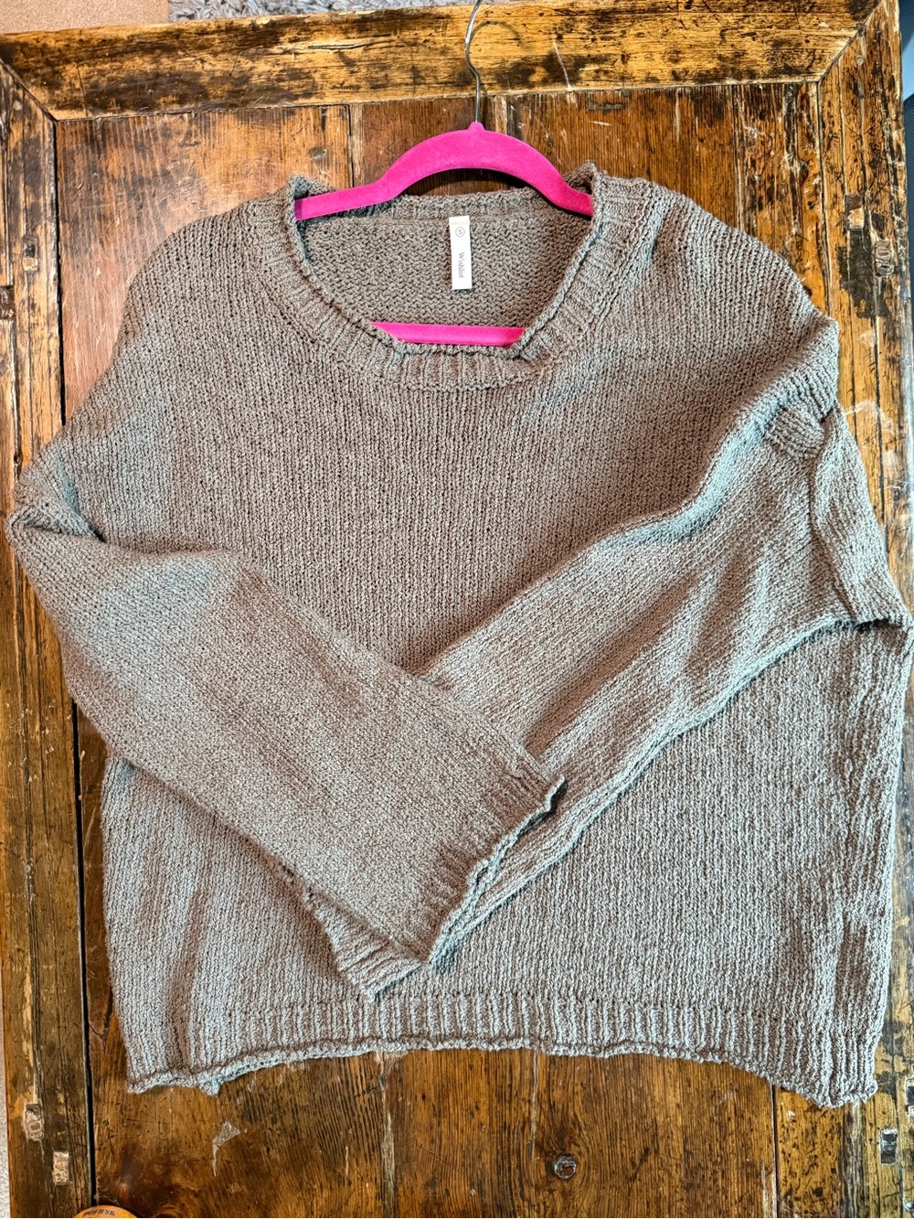 Wishlist Women’s Cozy Taupe Knit Crewneck Sweater Size Small